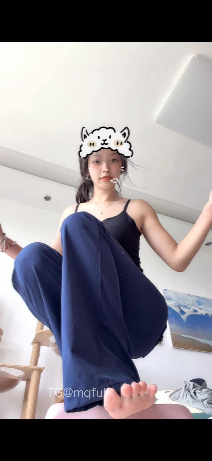 凤梨腿不长