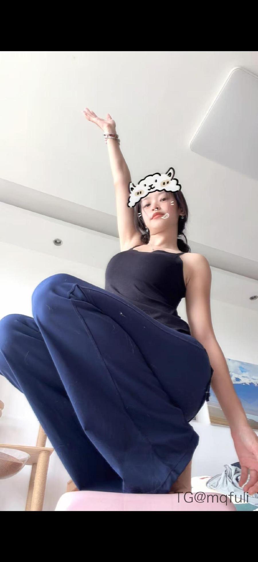 凤梨腿不长
