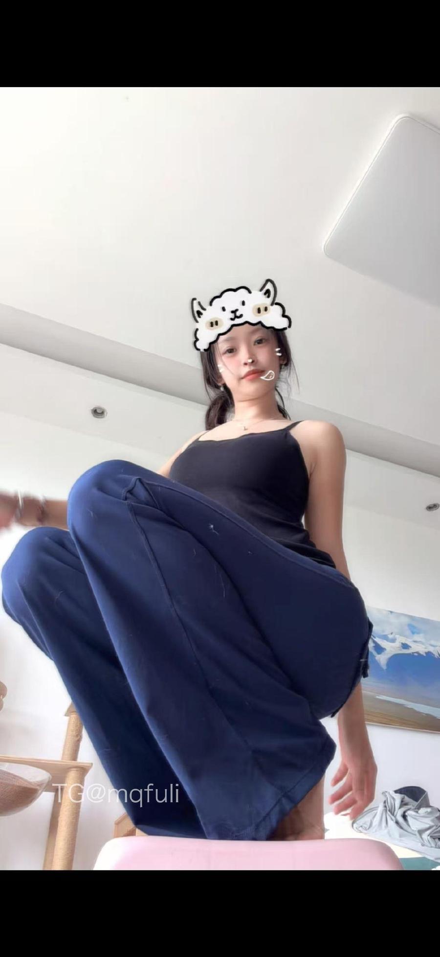 凤梨腿不长