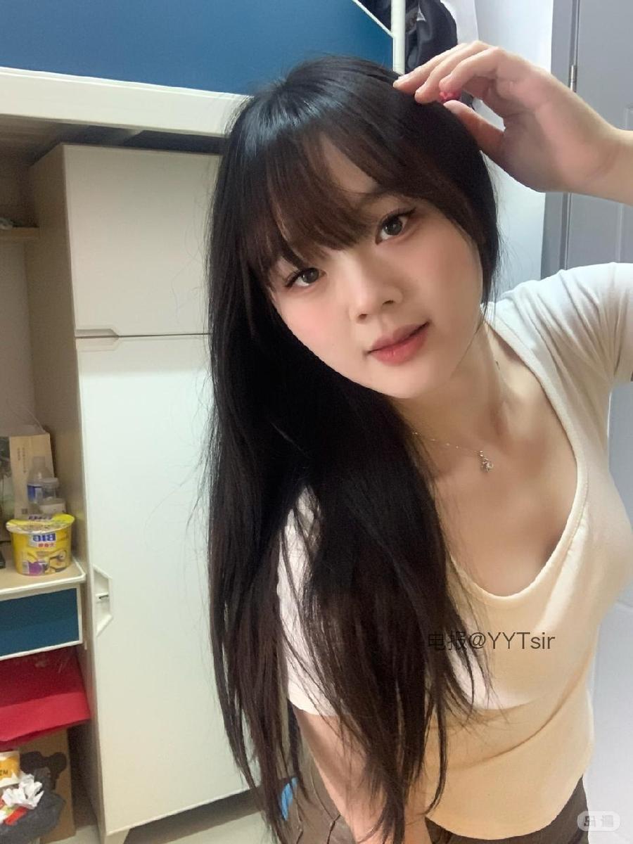 小汐瑶吖