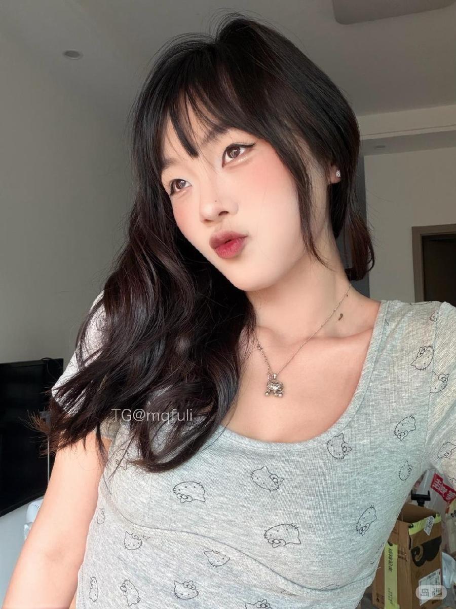 小汐瑶吖