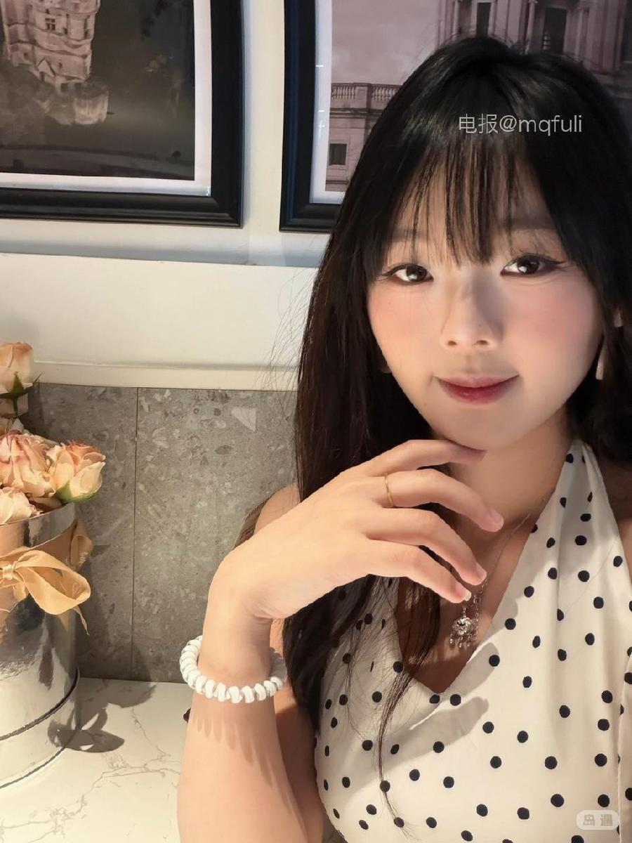 小汐瑶吖