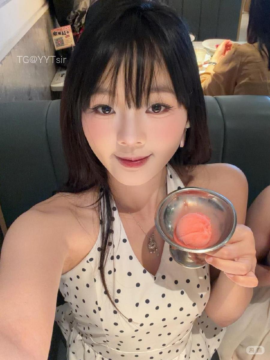 小汐瑶吖