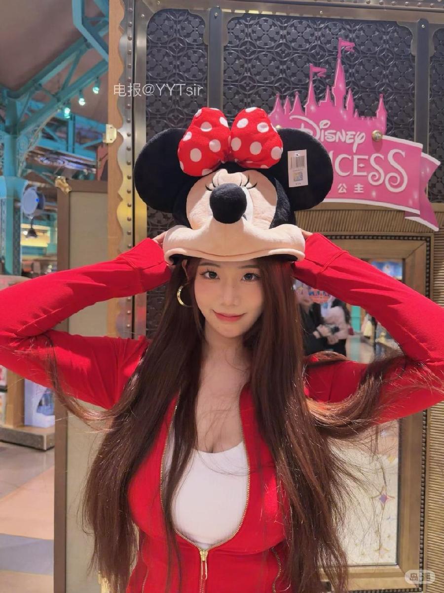 罗甜Gigi