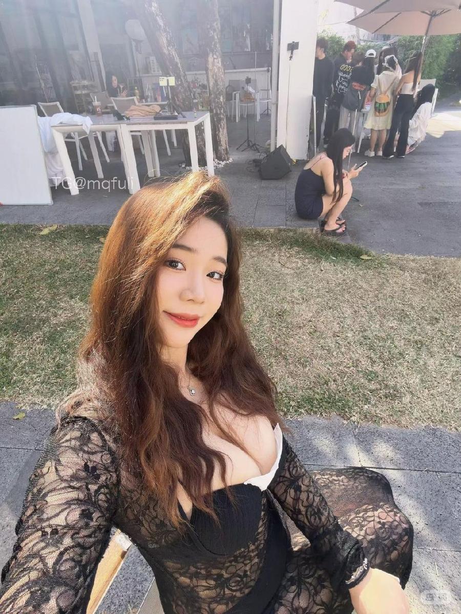 罗甜Gigi
