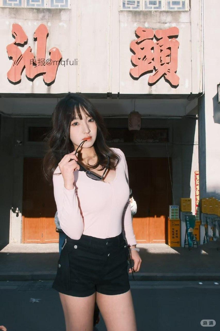 悲伤葡抬头