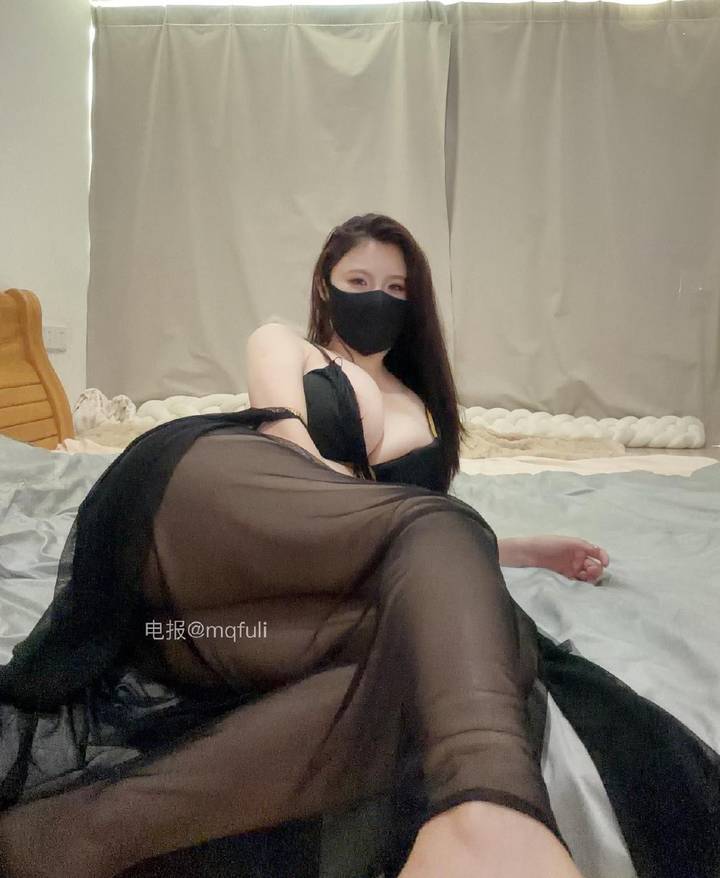 美艳老嫂子 | 2026-05-18照片 月色入高楼 第5张