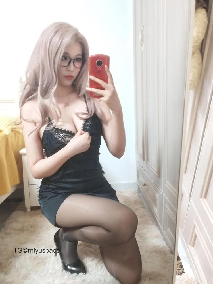 台妹Angel | 2026-05-12照片 | 风驱急雨洒高城