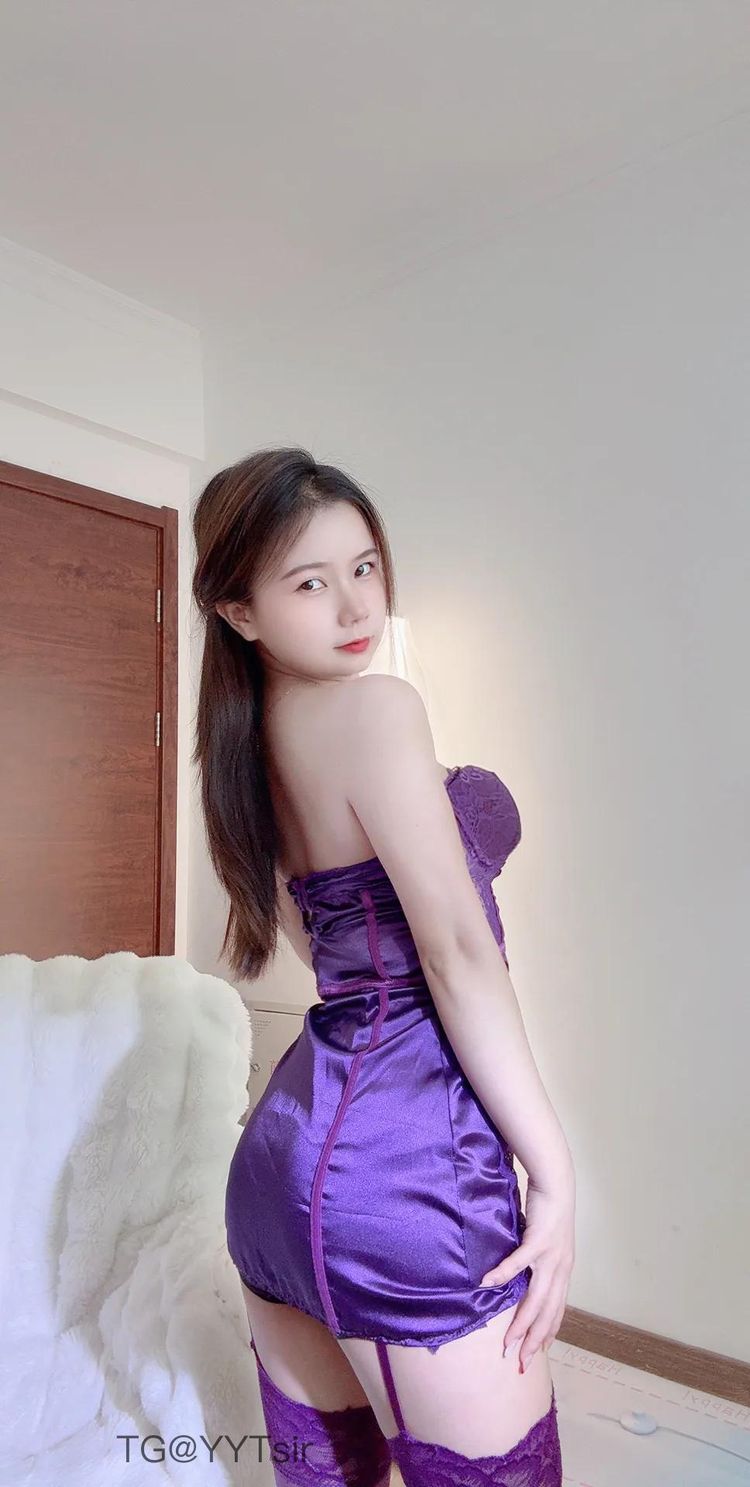 温柔苗 | 2026-05-12_1照片 | 白头宫女在