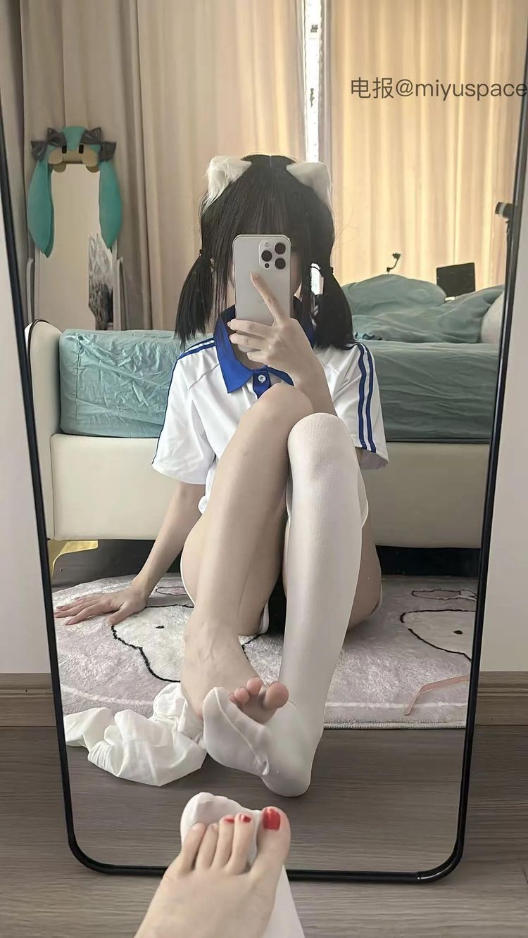露娜呀 | 2026-05-12_4照片 | 霭芳阴未解