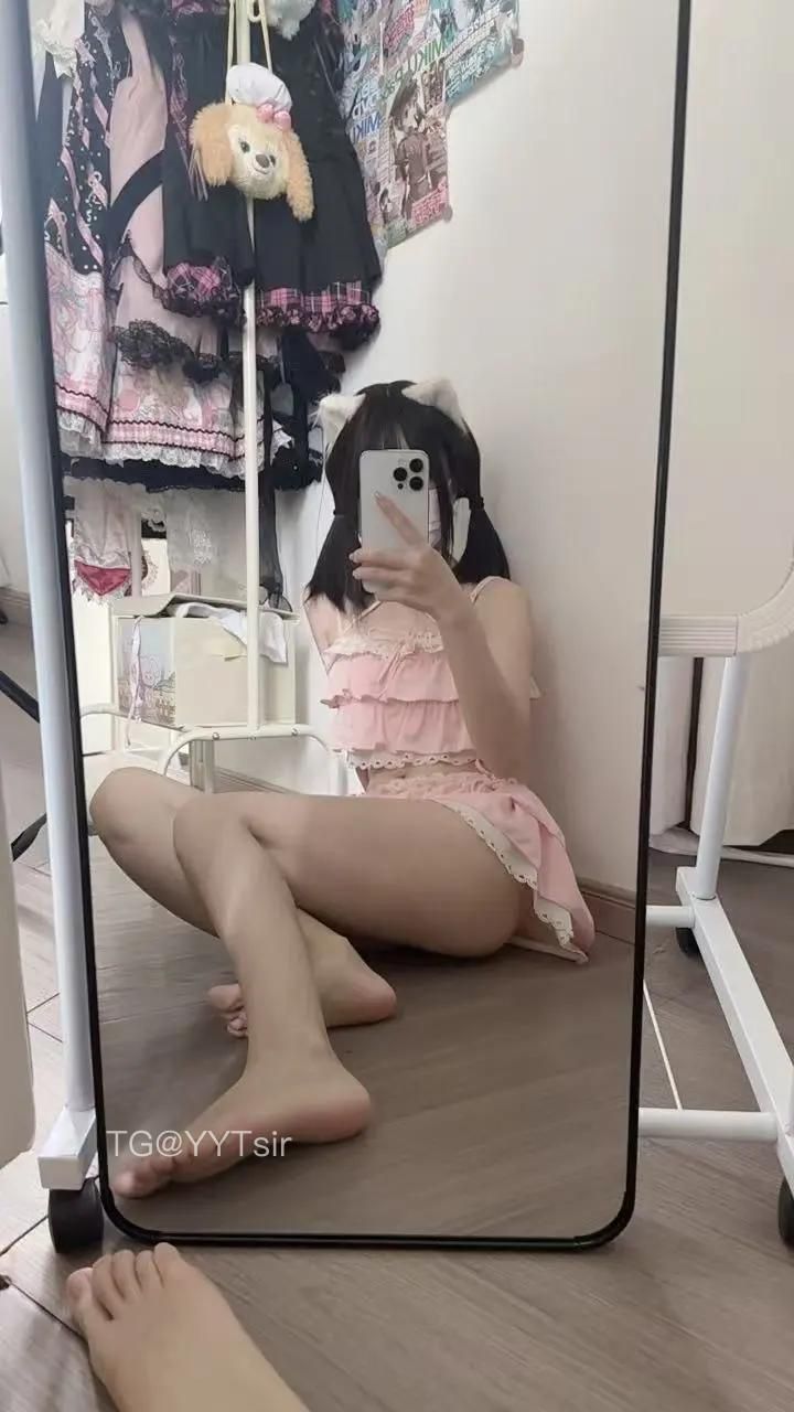 露娜呀 | 2026-05-12_6照片 | 两处春光同日尽