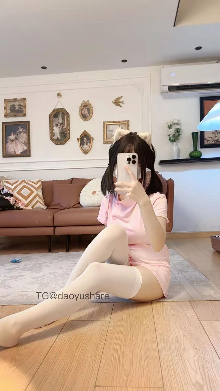 露娜呀 | 2026-05-12_7照片 | 社下烧钱鼓似雷