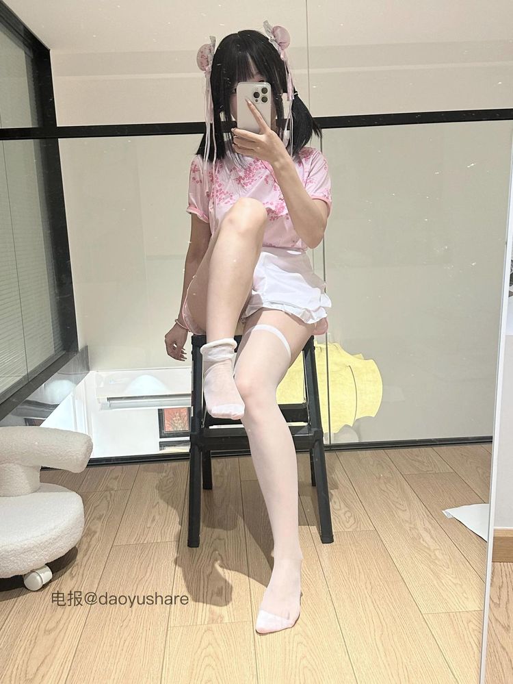 露娜呀 | 2026-05-12_8照片 | 去年上巳洛桥边