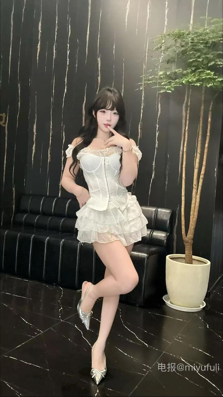 charmingsn | 2026-05-12_1照片 | 呵笔难临帖