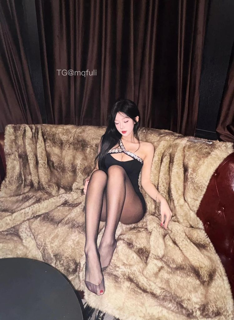 charmingsn | 2026-05-12_2照片 | 英雄一去豪华尽
