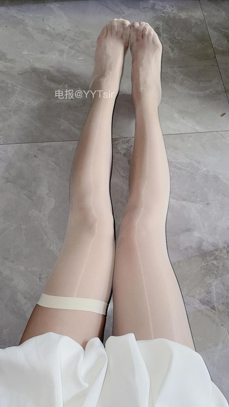 崽崽超乖 | 2026-05-12_4照片 | 芳草年年惹恨幽