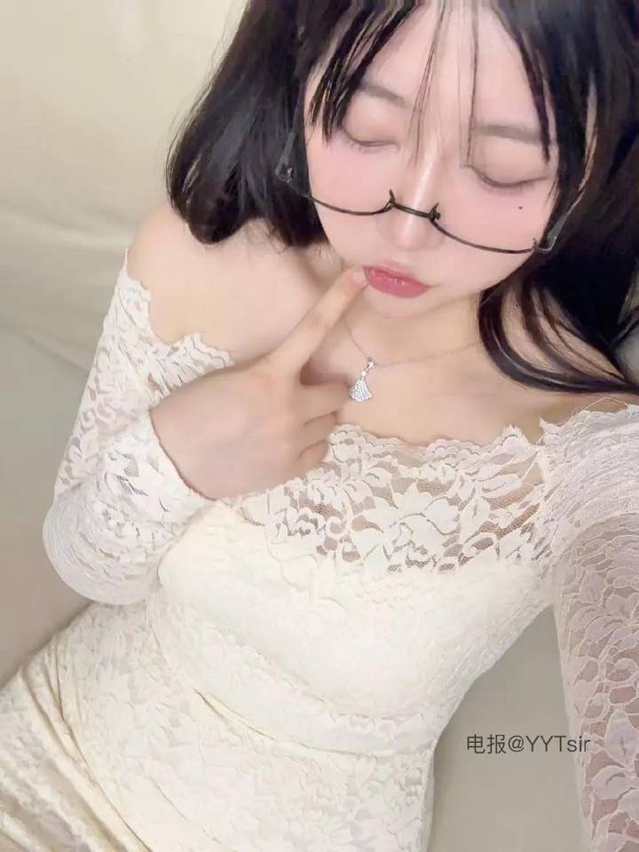周扬青 | 2026-05-23_1照片 柳色参差掩画楼 第14张