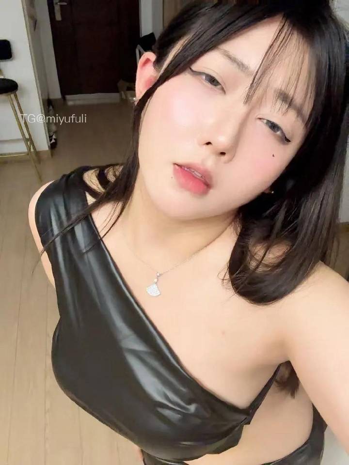 周扬青 | 2026-05-23_4照片 头上尽教添白发 第5张