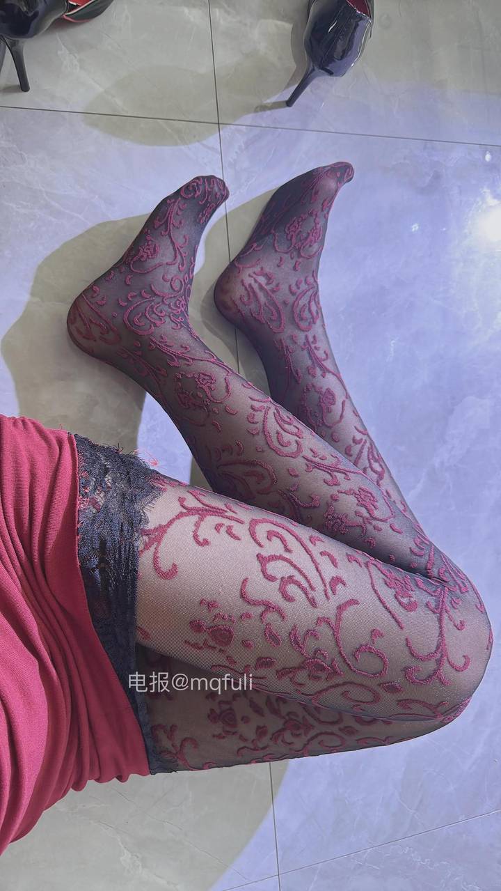 崽崽超乖 | 2026-05-17_7照片 苜蓿阑干满上林 第3张