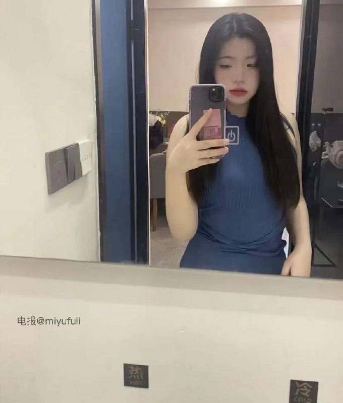 94酱 | 2026-05-17照片 童子柳阴眠正着 第1张