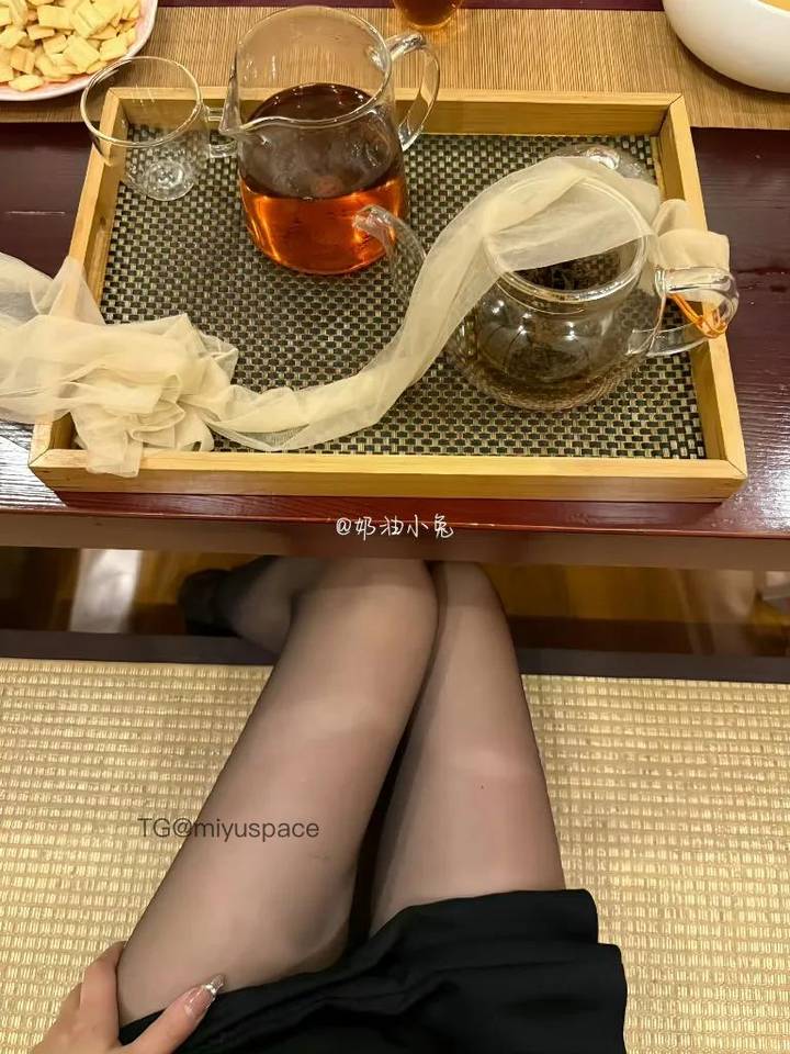 奶油小兔 | 2026-05-17_4照片 | 两岸荔枝红