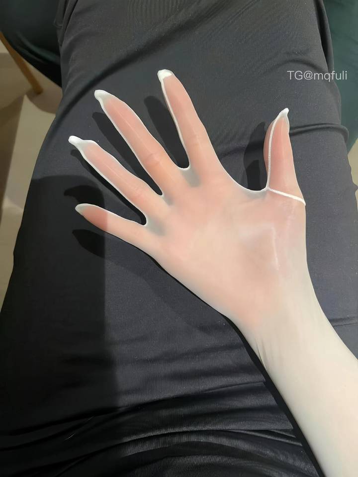 奶油小兔 | 2026-05-17_8照片 | 昼夜蔽日月