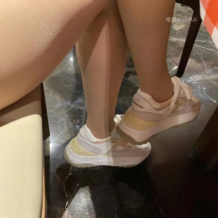 Una | 2026-05-17_5照片 浅情终似 第11张