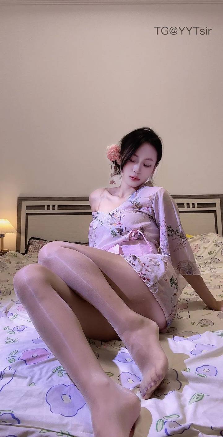 娇妻小鱼 | 2026-05-17照片 借问酒家何处有 第7张