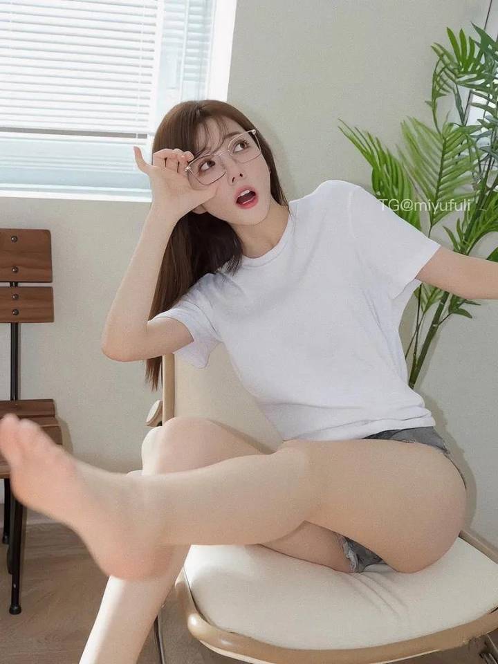 钟灵 | 2026-05-23_2照片 犹有桃花流水上 第4张