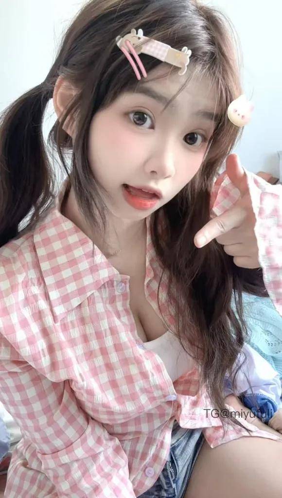妮子敏 | 2026-05-23照片 此时瞻白兔 第3张
