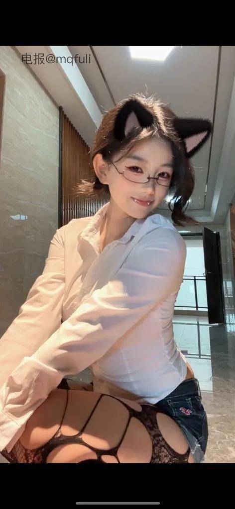 女王妹妹 | 2026-05-17照片 第2张