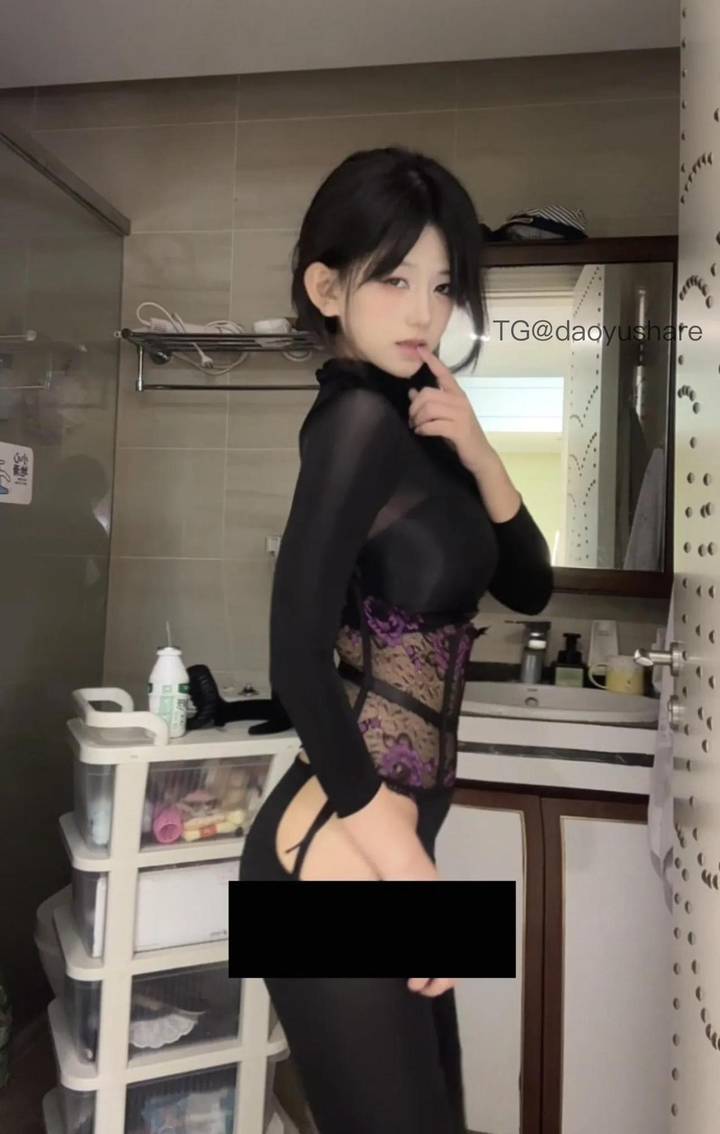 女王妹妹 | 2026-05-17照片 第19张