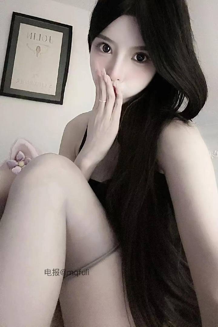 小熊饼干 | 2026-05-17照片 一春梦雨常飘瓦 第3张