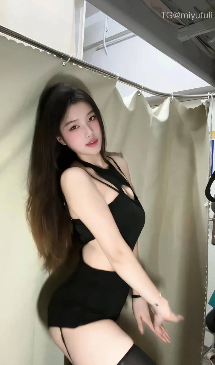 a妹 | 2026-05-17_2照片 | 乱山残雪夜