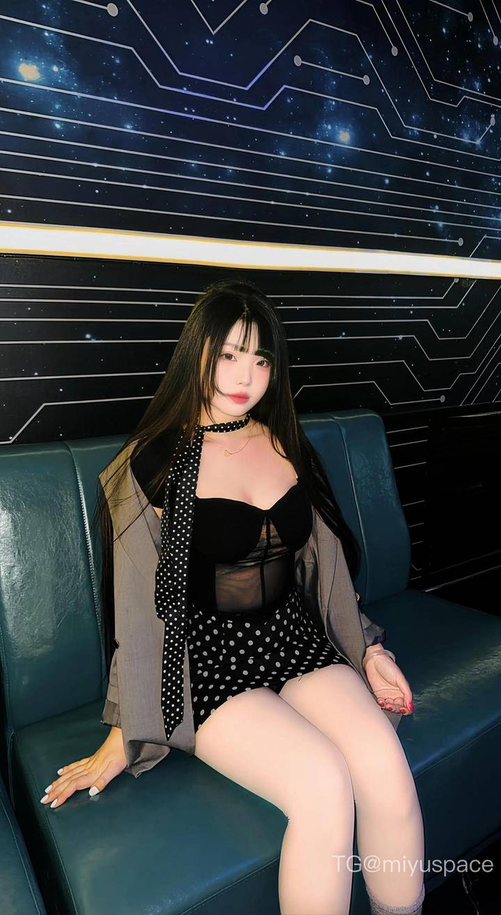 然酱 | 2026-05-17_1_1照片 河边独自看星宿 第1张