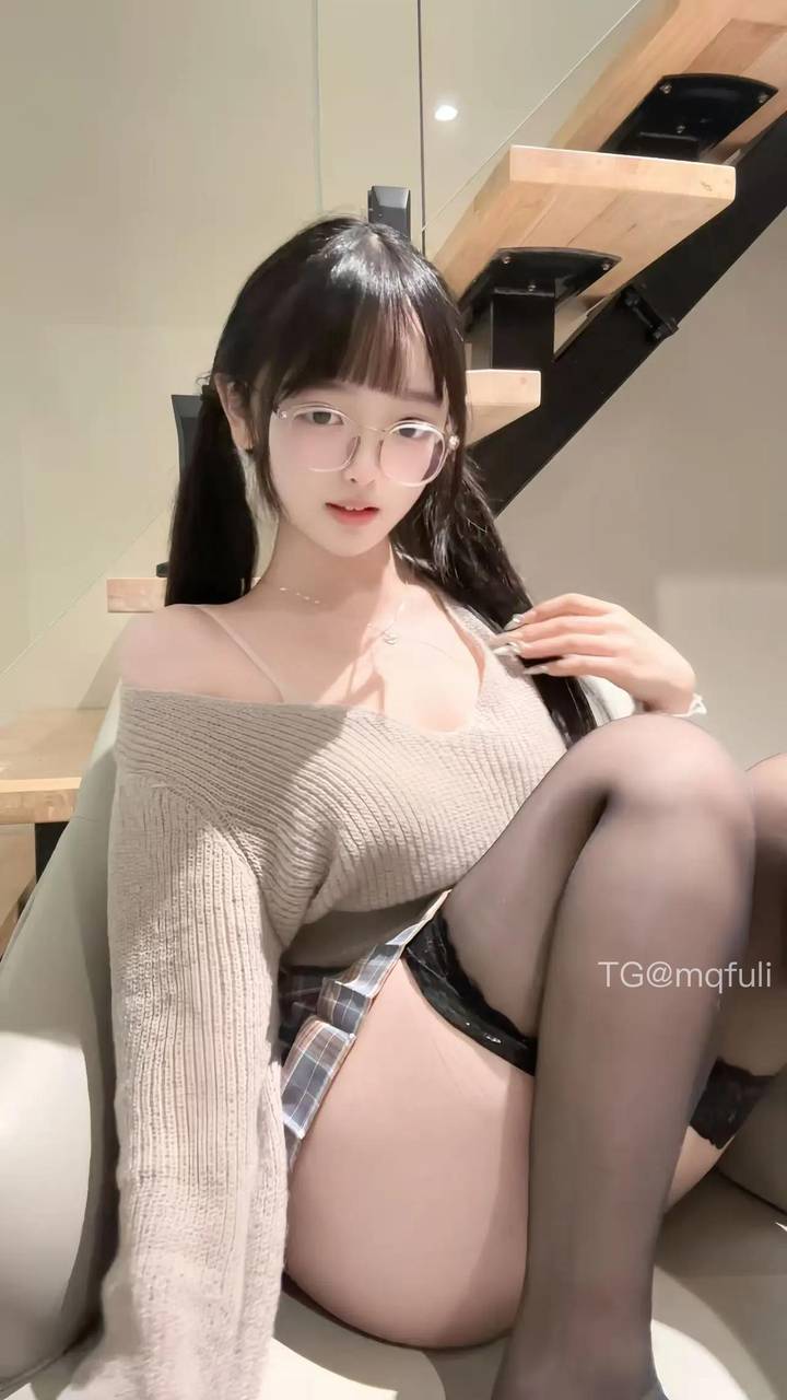 小怡 | 2026-05-17照片 | 别裁伪体亲风雅
