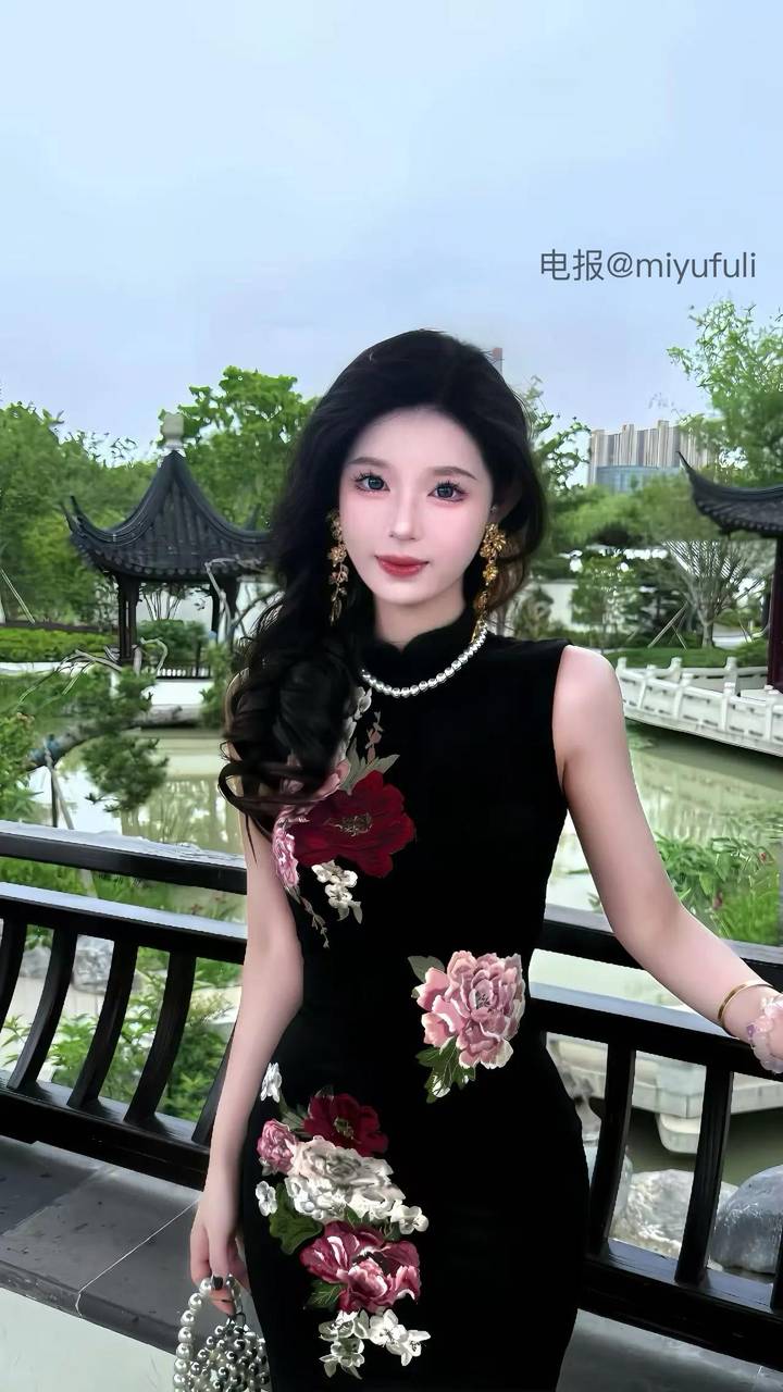 发疯草莓日记 | 2026-05-18照片 平生不会相思 第13张