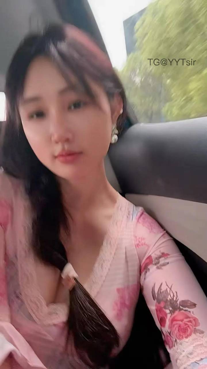张菲儿 | 2026-05-18照片 第1张