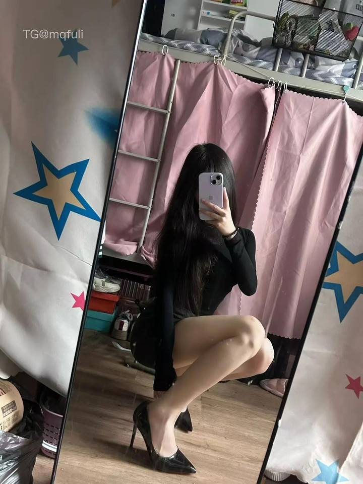 nana | 2026-05-18照片 簌簌衣巾落枣花 第17张