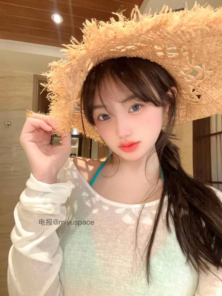 张洛洛 | 2026-05-18_1照片 落叶他乡树 第10张