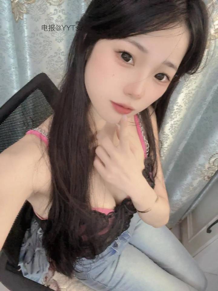 娇宝很乖 | 2026-05-18_1照片 | 蝉噪林逾静