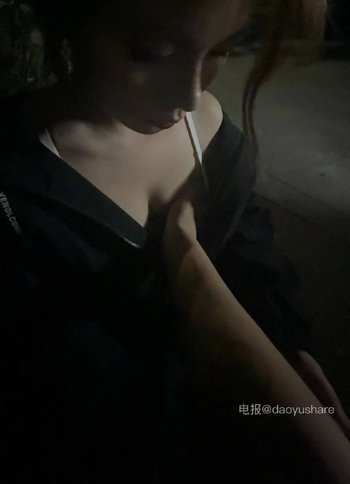 小绾绾 | 2026-05-18照片 莫笑农家腊酒浑 第15张