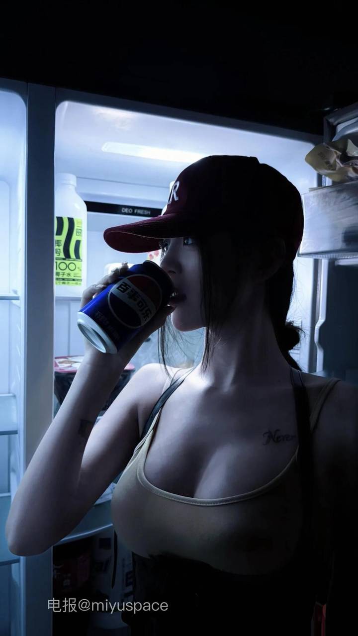 普通美女 | 2026-05-31照片 愁云淡淡雨潇潇 第15张