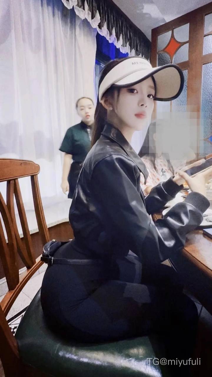 普通美女 | 2026-05-31照片 愁云淡淡雨潇潇 第20张