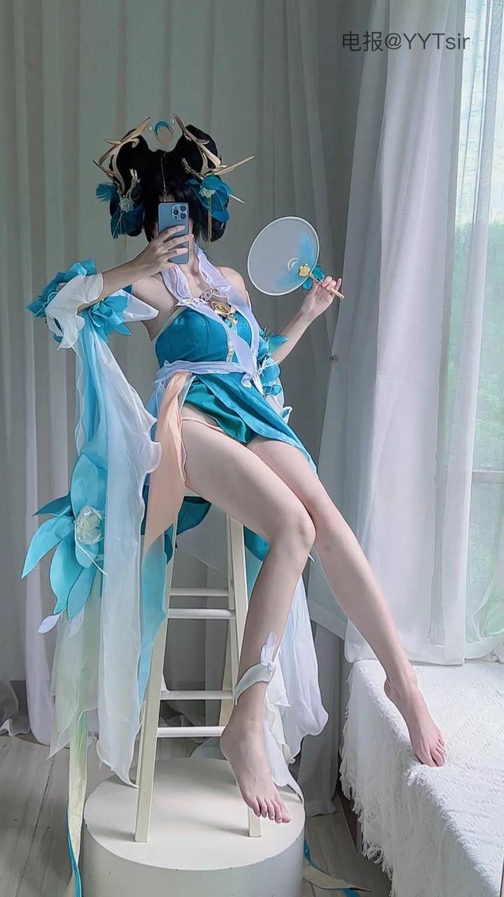卿卿 | 2026-06-02照片 第2张
