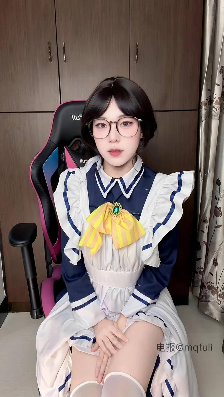 桃桃酱乖乖 | 2026-06-15照片 高田如楼梯 第3张
