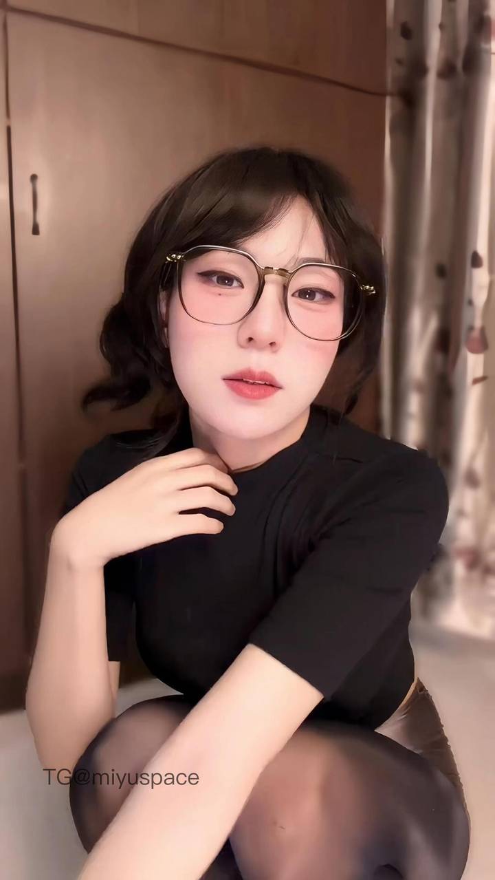 桃桃酱乖乖 | 2026-06-15照片 高田如楼梯 第15张