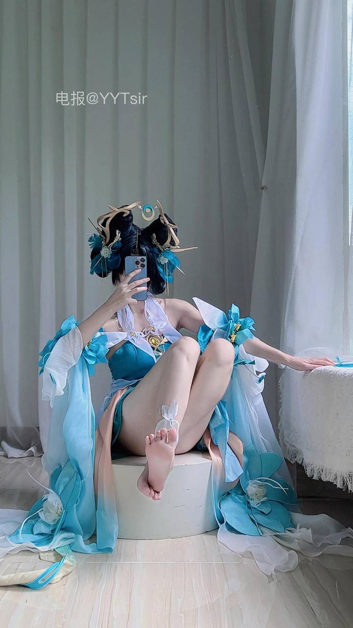 卿卿 | 2026-06-18照片 柳垂江上影 第2张