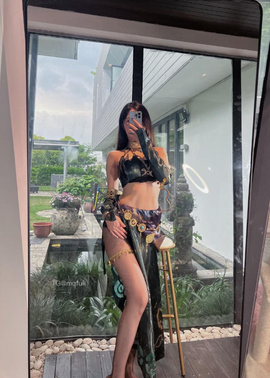 小玉吃果冻 2024-04-29 15:34:30 最近手头有点紧 能借你的手牵牵吗 第7张