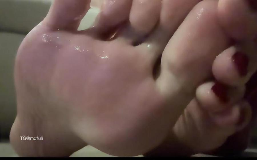 保守的二舅妈 2024-06-27 15:40:45 截止2024-7-17日铁粉空间照片资源 81p 第45张